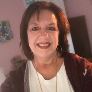 Meet your Posher, Deborah